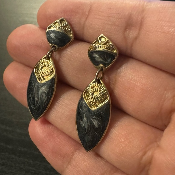 ⚜️3 for $30⚜️ Vintage Drop Earrings (Marbled Grey Enamel, Pierced, Gold Tone) - Picture 4 of 11
